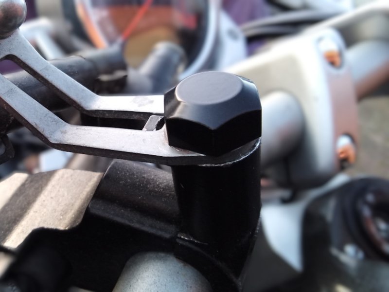 Mirror Screw Plug set black Yamaha - Click Image to Close